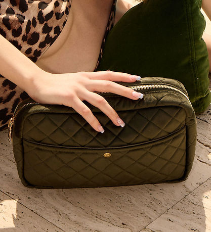 Fan Palm Toiletry Bag - Large - Quilted Velvet - Palm Green