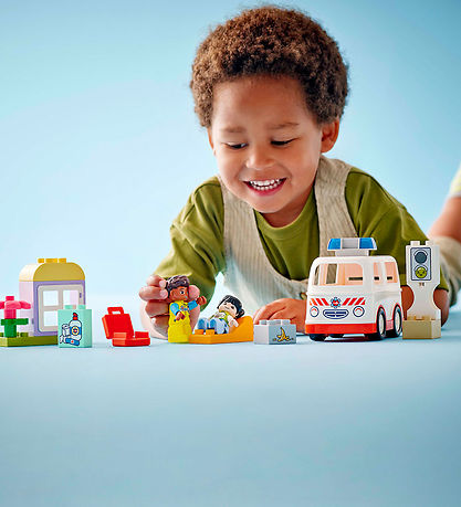 LEGO® DUPLO® - Ambulance & Driver 10447 - 19 Parts