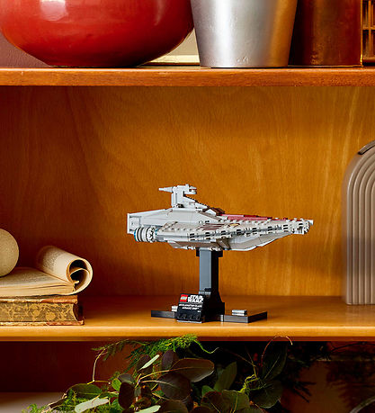 LEGO® Star Wars - Acclamator-Class Assault Ship 75404 - 450