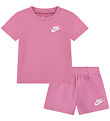 Nike Stuttbuxnasett - Stuttermabolur/Stuttbuxur - Galdur Flaming