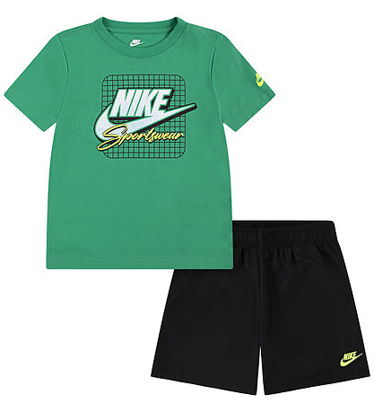 Nike Shorts Set - T-shirt/Shorts - Green/Black