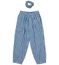 The New Trousers and Scrunchie - TnNally - Daphne Check