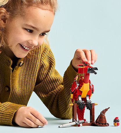 LEGO® Harry Potter - Fawkes™: Dumbledore's Phoenix 76448 - 2