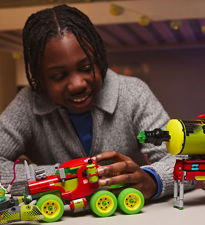 LEGO® DREAMZzz - Mateon spraymaaliauto 71499 - 929 Osaa