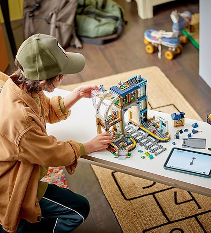 LEGO® City - Central Train Station 60469 - 752 Parts