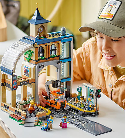 LEGO® City - Central Train Station 60469 - 752 Parts