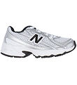 New Balance Shoes - 740 - Silver Metallic/Black NW