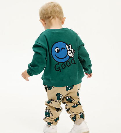 The New Siblings Sweatshirt - TnstPhineas - Alpine Green w. Smil