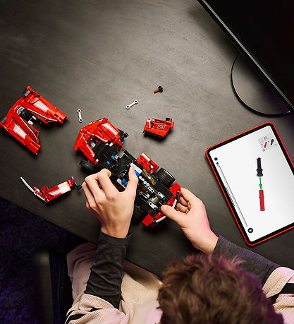 LEGO® Technic - Ferrari FXX K 42212 - 897 Delar