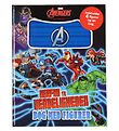 Karrusel Forlag Book - Marvel Avengers - 4 Toy Figurine and Book