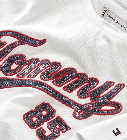 Tommy Hilfiger Stuttermabolur - Palíettur Tee - Hvítar