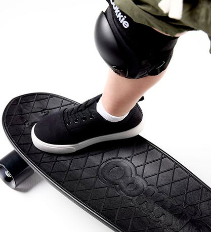 Ookkie Skateboard - Kids Learner Skateboard - Black