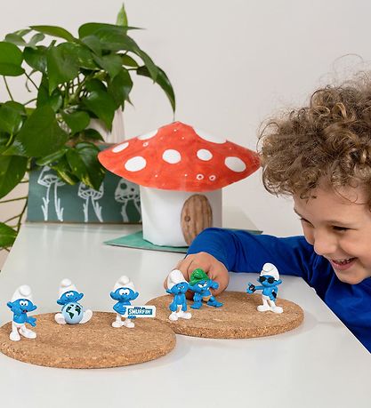 Schleich The Smurfs - The Wild Smurf 20841