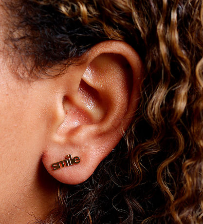 Design Letters Earring - 1 pcs - SMILE - 18K Gold Plated