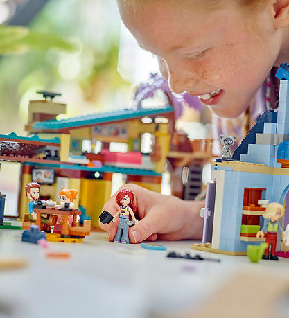 LEGO® Friends - Olly and Paisley's Family Houses 42620 - 1126 Pa