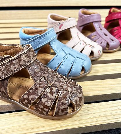 Pom Pom Sandals - Starters Velcro - Latte Leo
