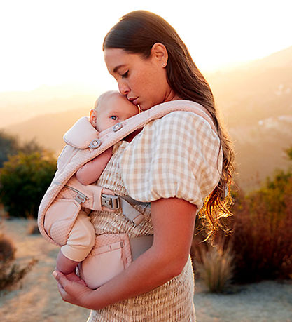 Ergobaby Baby Carrier - Omni Breeze - 1 in Airflow - Pink Quartz