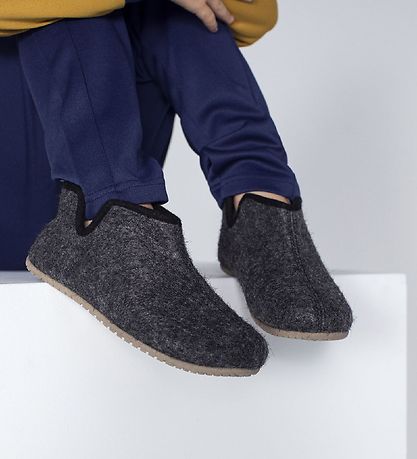 Hummel Slippers - Wool - Black