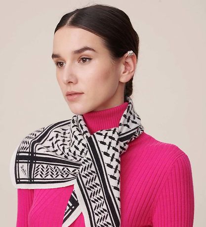 Lala Berlin Scarf - 95x45 - Triangle Trinity Classic S - Alab
