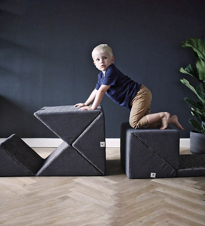 Pine Cone Tumlingsmöbel - 45x200 cm - Berg - Happy Play - Moln