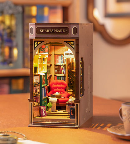 Rolife Miniature diorama - DIY - Bookstore TGB07 - 194 Parts