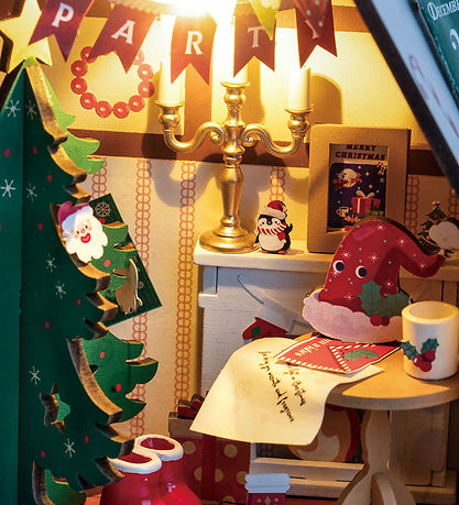 Rolife Miniature diorama - DIY - Twinkling Christmas House DS036