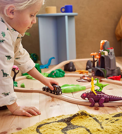 BRIO World Dinosaur Attack Set