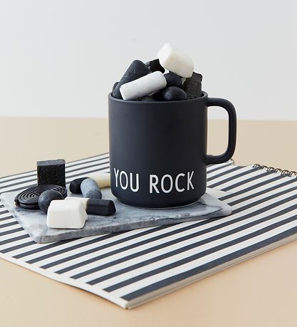 Design Letters Becher - Favourite - Schwarz m. Du Rock