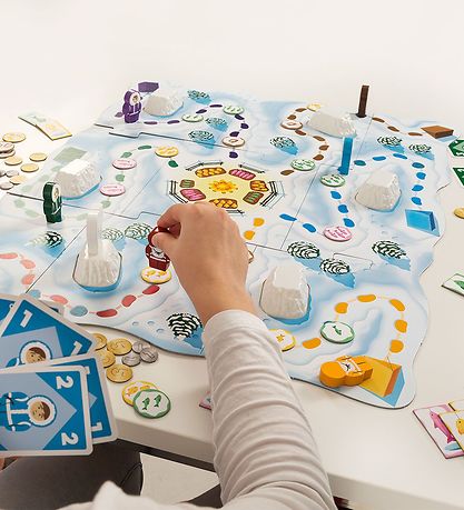 TACTIC Board Game Games - Go Go Eskimo