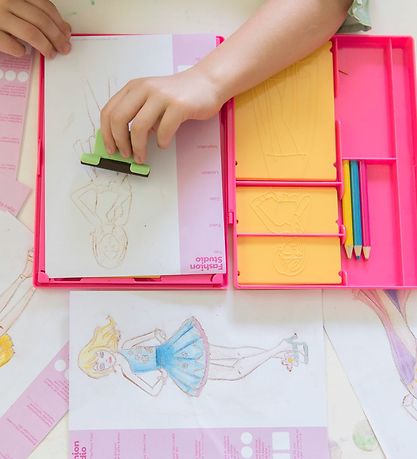 4M - KidzMaker - My Design Portfolio - Fashion Study