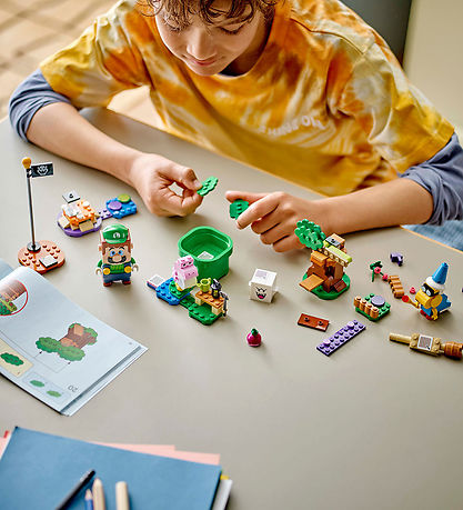 LEGO® Super Mario - Avonturen met interactieve LEGO® Luigi 71440