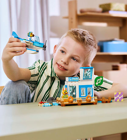 LEGO® Animal Crossing - Fly with Dodo Airlines 77051 - 292 Parts