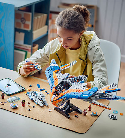 LEGO® Marvel - Guardians of the Galaxy: The Milano 76286 - 2090  LEGO® Marvel - Guardians of the Galaxy: The Milano 76286 - 2090
