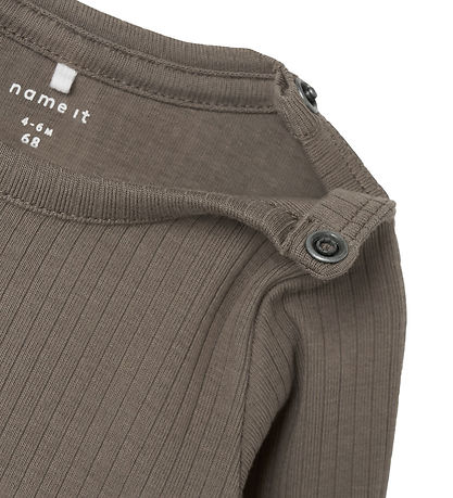 Name It Bodysuit L/æ - Rib - NbmNoe - Walnut Name It Bodysuit L/æ - Rib - NbmNoe - Walnut