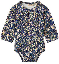 Wheat Bodysuit L/æ - Elmine - Blue Flowers Wheat Bodysuit L/æ - Elmine - Blue Flowers