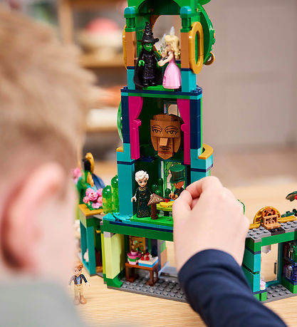 LEGO® Slecht - Welkom in Emerald City 75684 - 945 Onderdelen LEGO® Slecht - Welkom in Emerald City 75684 - 945 Onderdelen