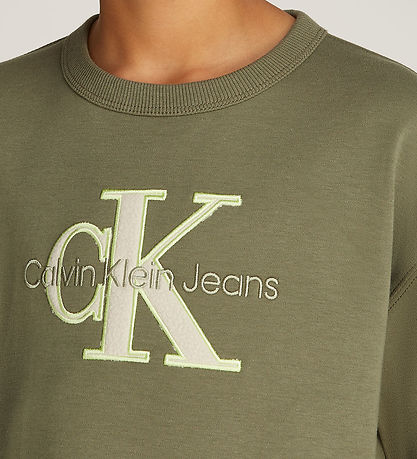 T-Shirt Calvin Klein - Décrit Polaire Mono - Dusty Olive T-Shirt Calvin Klein - Décrit Polaire Mono - Dusty Olive