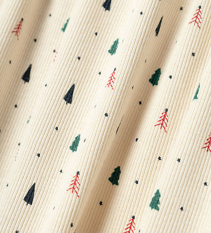 Robe Name It - Rib - NmfDab - Summer Sable av. Arbres de Noël Robe Name It - Rib - NmfDab - Summer Sable av. Arbres de Noël