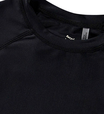 Molo Swim Top - UV50+ - Neptune - Black Molo Swim Top - UV50+ - Neptune - Black