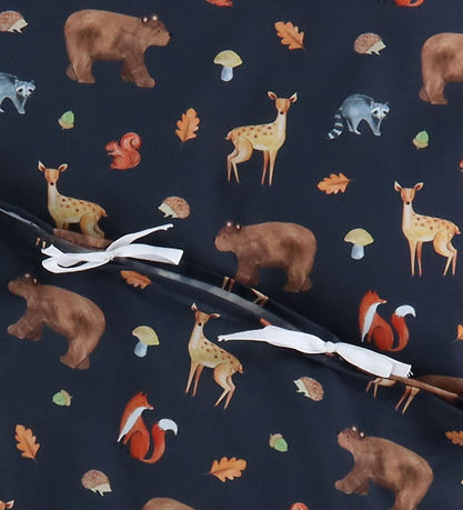 Nørgaard Madsens Bedding - Junior - Navy w. Animals of the fores Nørgaard Madsens Bedding - Junior - Navy w. Animals of the fores
