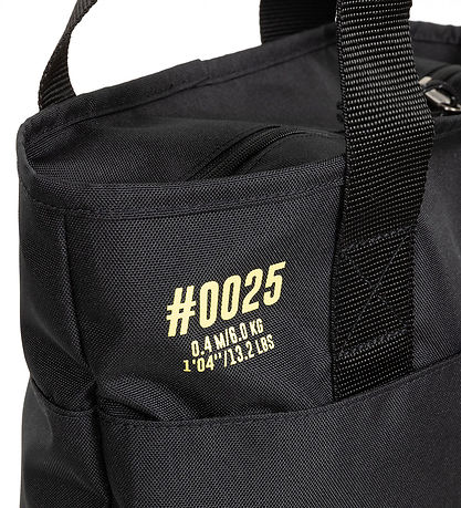 Eastpak 쇼퍼 - 쇼퍼 토트 - Pokémon 피카츄 - 20L - 블랙