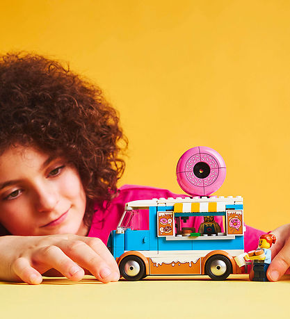 LEGO® City - Donut Truck 60452 - 196 Parts