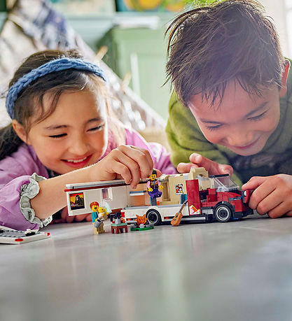 LEGO® City - Holiday Adventure Camper Van 60454 - 385 Parts LEGO® City - Holiday Adventure Camper Van 60454 - 385 Parts