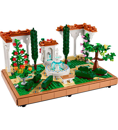 LEGO® Icons - Fountain Garden 10359 - 1302 Parts LEGO® Icons - Fountain Garden 10359 - 1302 Parts
