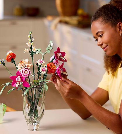 LEGO® Botanicals - Vakker bukett med rosa blomster 10342 - 749 D