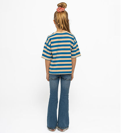 The New T-shirt - TnNanny - White Swan Striped