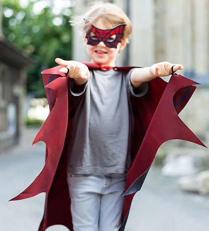 Great Pretenders Costume - Web Weaver
