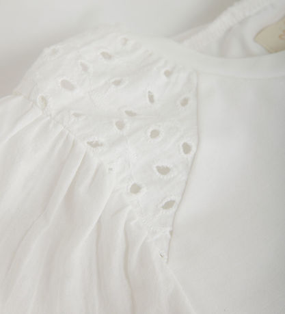 T-Shirt Creamie - Broderie Anglais - Cloud av. Pointelle T-Shirt Creamie - Broderie Anglais - Cloud av. Pointelle