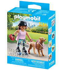 Playmobil My Life - Skater w. Retriever - 71739 - 12 Parts Playmobil My Life - Skater w. Retriever - 71739 - 12 Parts