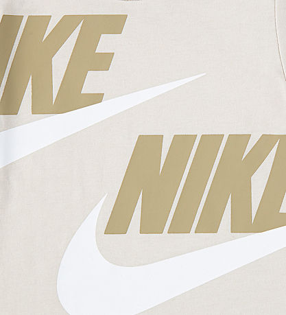 Nike Shorts Set - T-shirt/Shorts - Parachute Beige